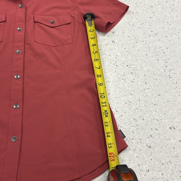 Eddie Bauer, small, maroon button down shirt, like new, no flaws - Picture 8 of 8
